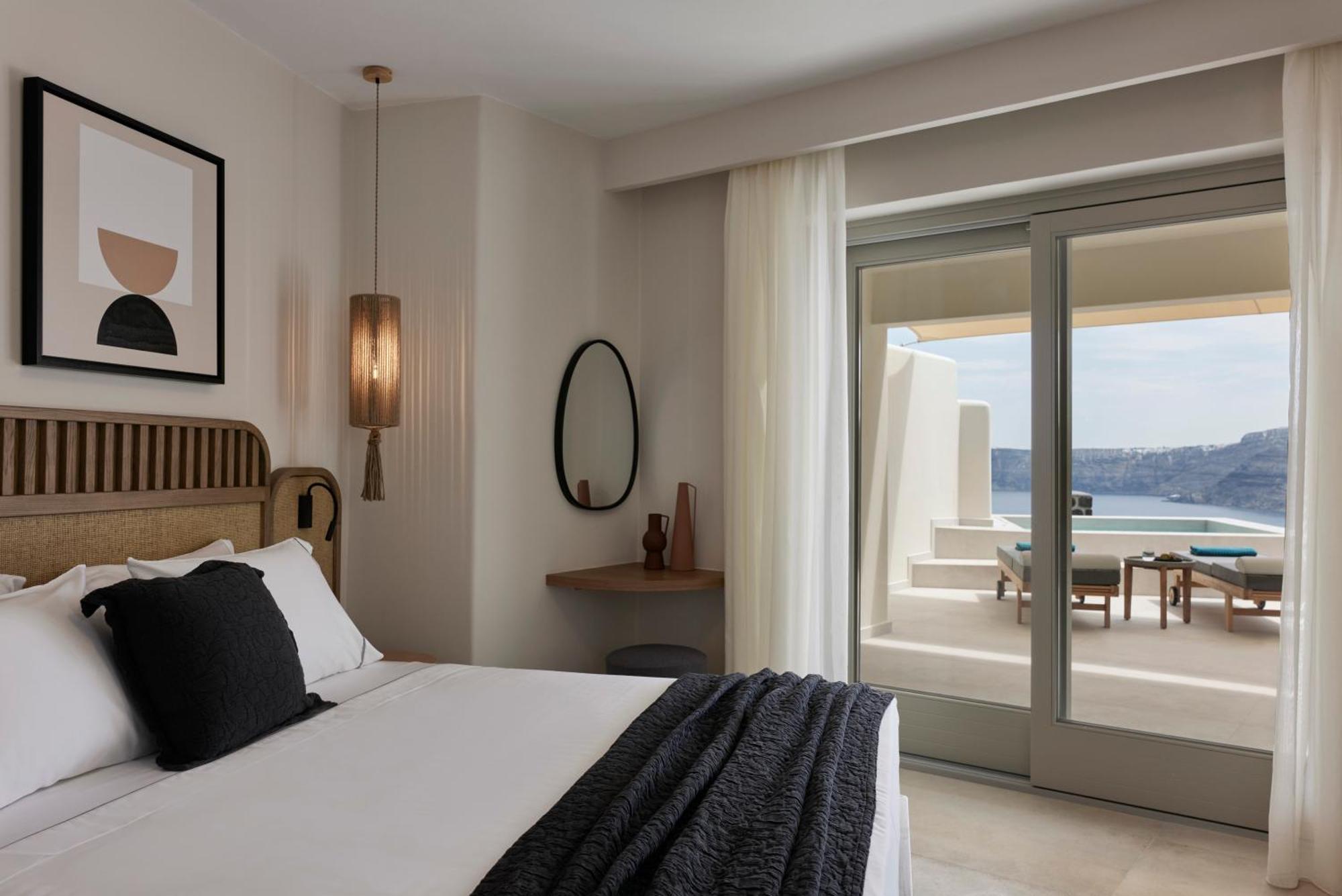 Junior Suite Sea View with Private pool